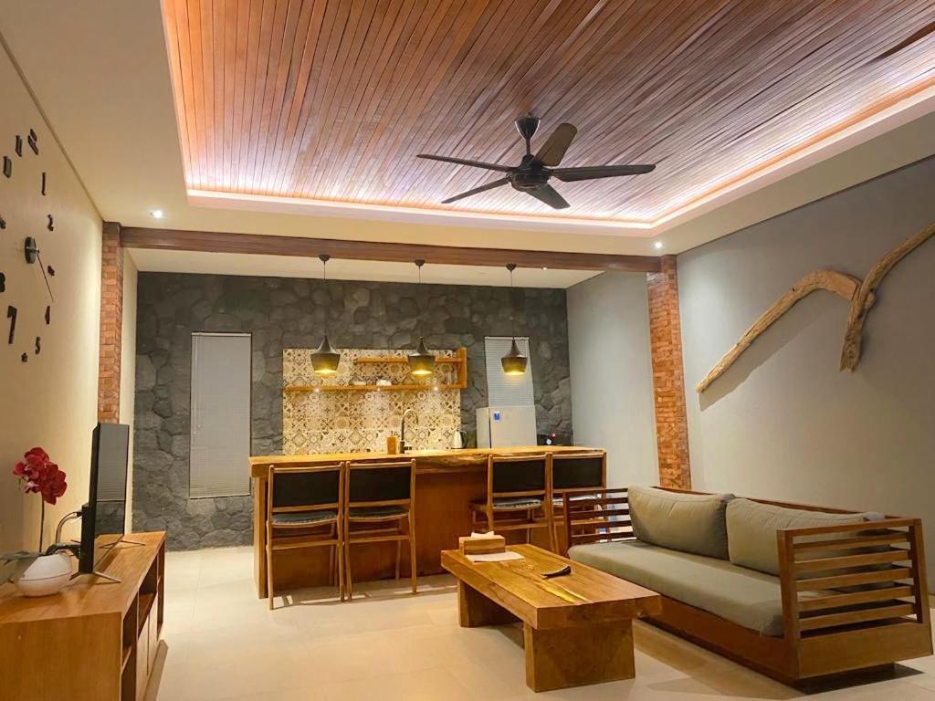 Dina Villa Ubud Eksteriør billede
